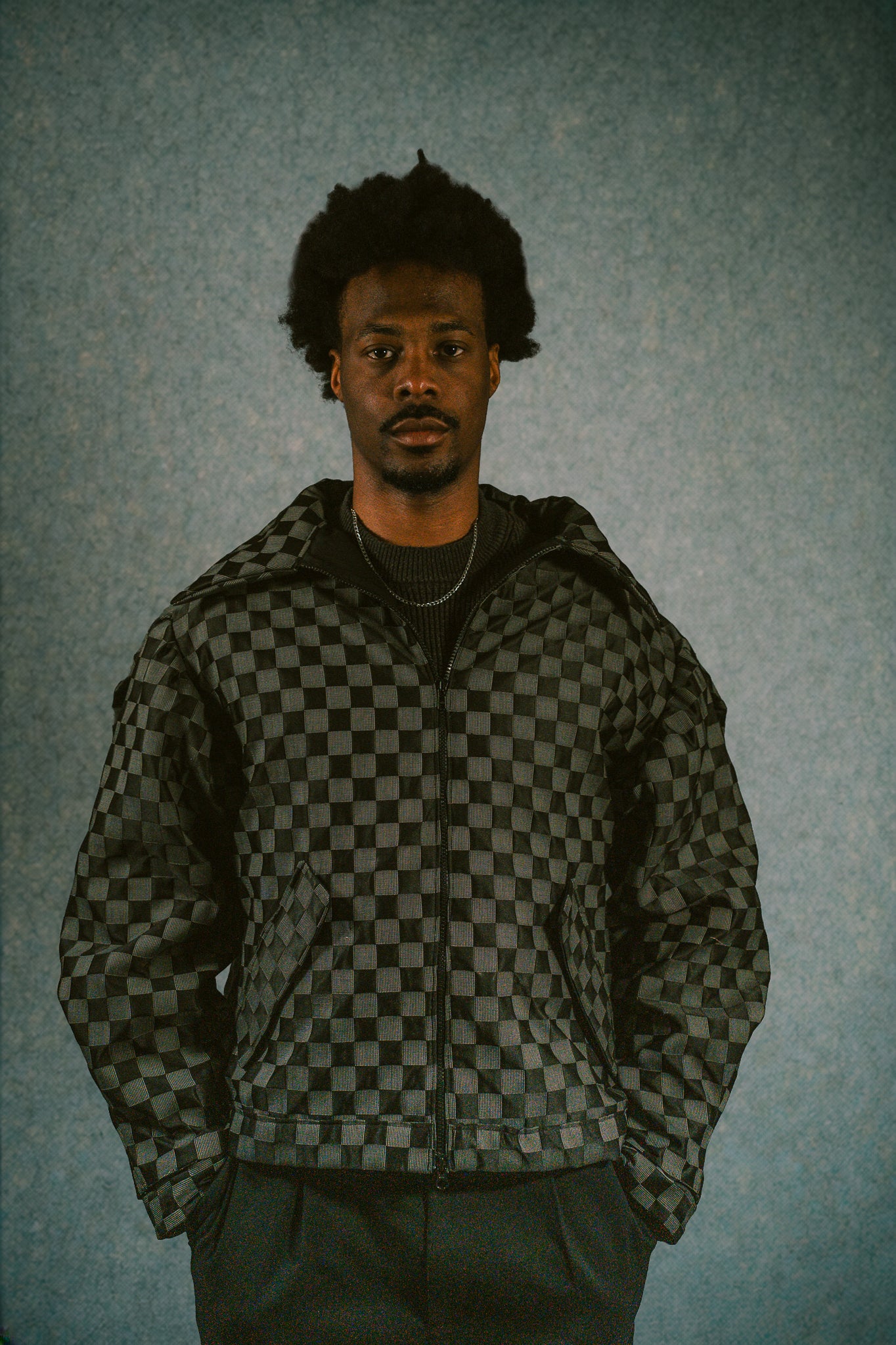 Black jacket : DAMI