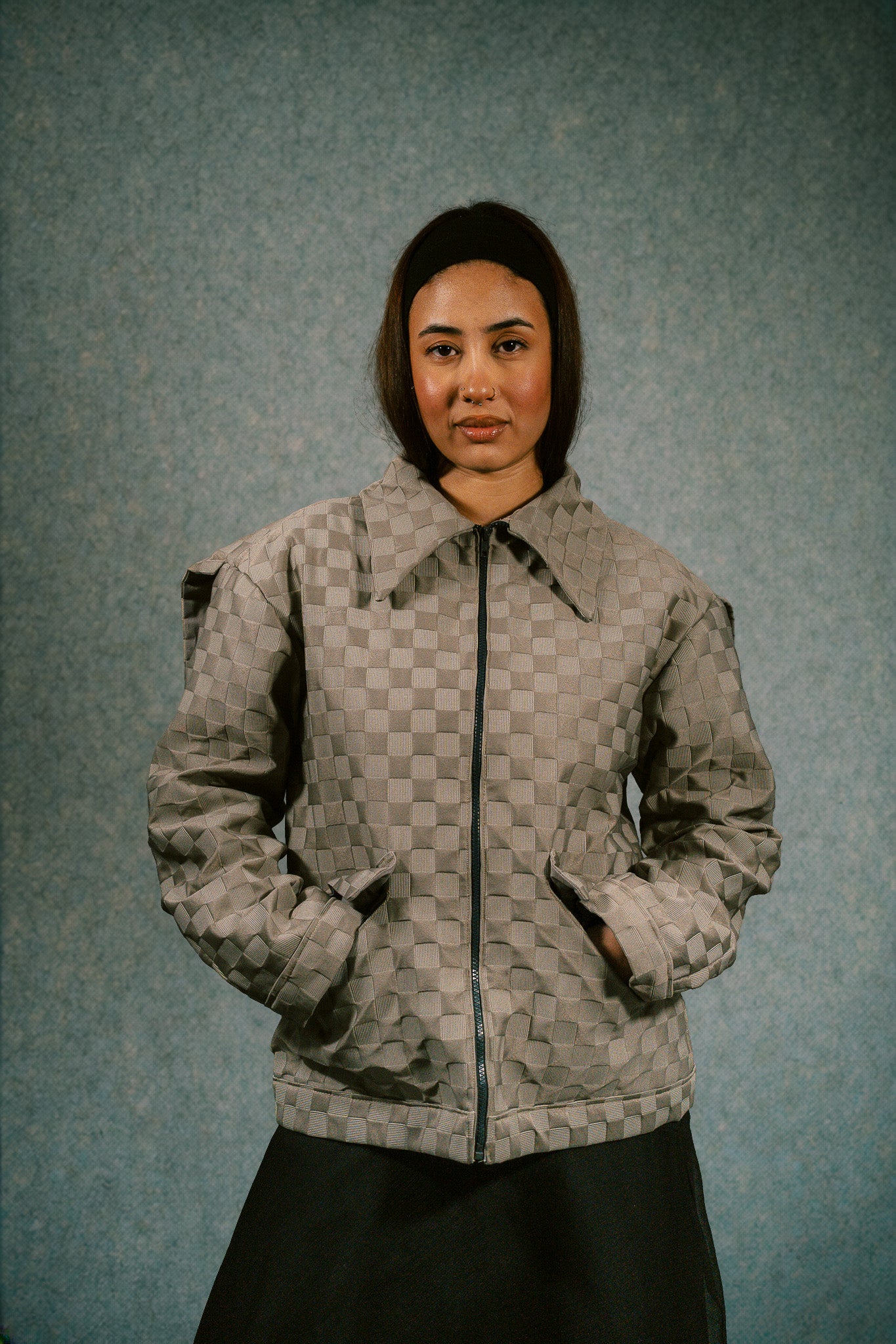 Brown Gray jacket: DAMI